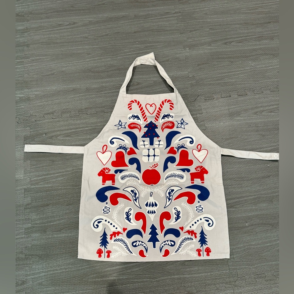 NEW without tags. Kids apron